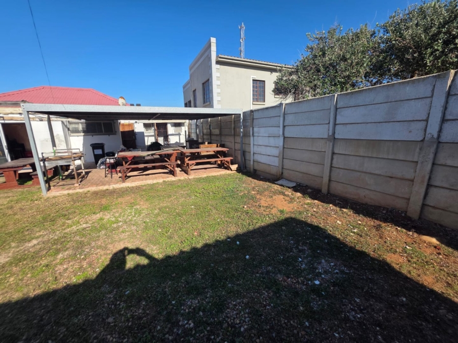 2 Bedroom Property for Sale in Wavecrest Eastern Cape